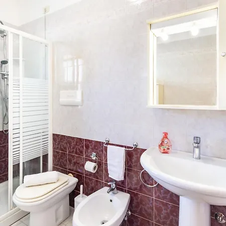 Bilocale Con Spazioso Terrazzo Apartament *