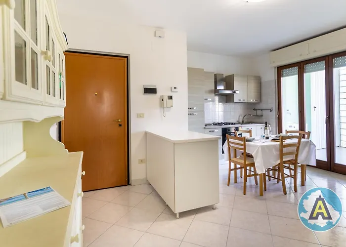 Bilocale Con Spazioso Terrazzo Апартаменты *